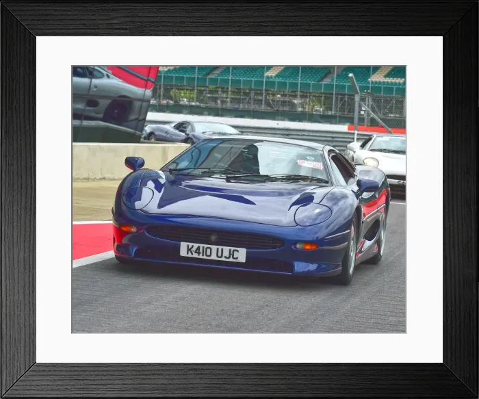 Framed Print : CM20 4252 Jaguar XJ220 Framed Print : CM20 4252 Jaguar XJ220