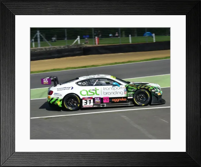 Framed Print : CM20 5032 Rick Parfitt, Seb Morris, Bentley Continental GT3