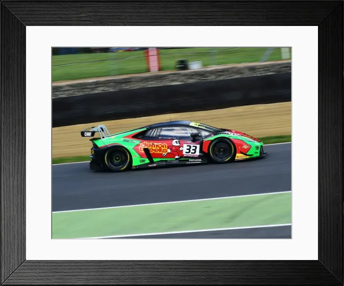 Framed Print : CM20 5037 Jon Minshaw, Phil Keen, Lamborghini Huracan GT3 Framed Print : CM20 5037 Jon Minshaw, Phil Keen, Lamborghini Huracan GT3