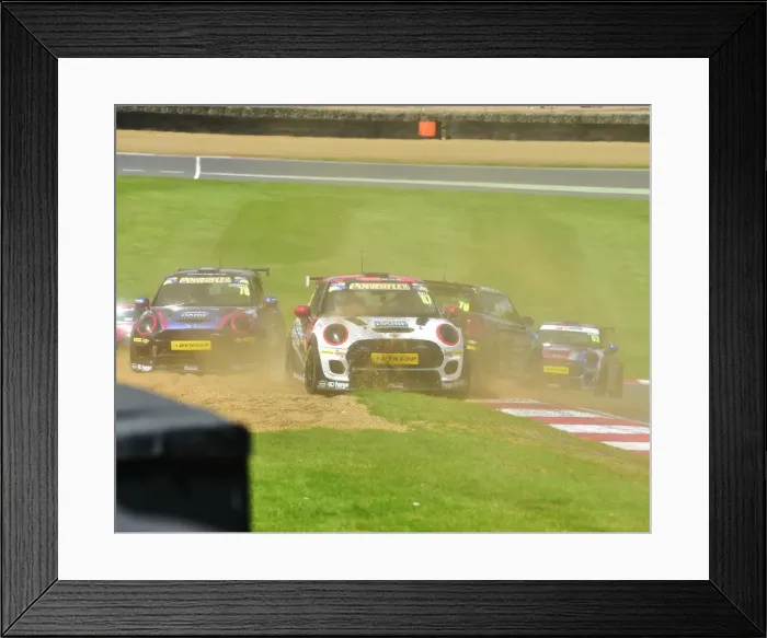Framed Print : CM20 5617 Paul Bell, Mini F56 JCW