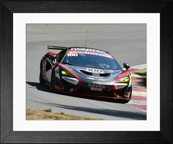 Framed Print : CM20 5911 Sandy Mitchell, Ciaran Haggerty, McLaren 570S GT4 Framed Print : CM20 5911 Sandy Mitchell, Ciaran Haggerty, McLaren 570S GT4