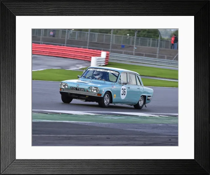 Framed Print : CM16 8987 Richard Cross, Triumph 2000 Mk1 Framed Print : CM16 8987 Richard Cross, Triumph 2000 Mk1