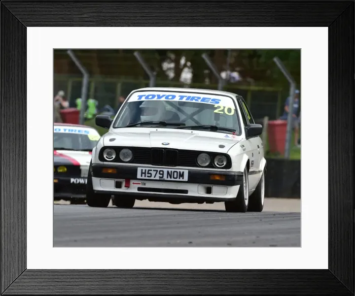 Framed Print : CM20 9486 David Smitheram, BMW 320i Framed Print : CM20 9486 David Smitheram, BMW 320i