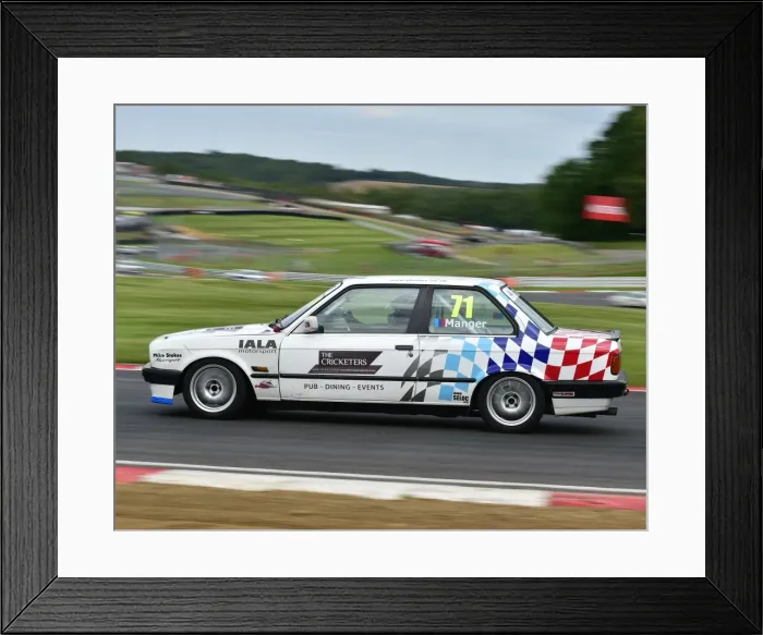 Framed Print : CM20 9468 Rob Manger, BMW 320i Framed Print : CM20 9468 Rob Manger, BMW 320i