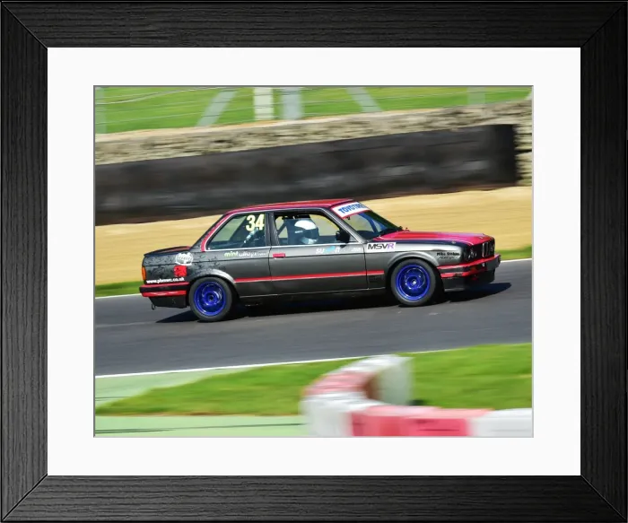 Framed Print : CM20 8431 Mark Hegarty, BMW 320i Framed Print : CM20 8431 Mark Hegarty, BMW 320i