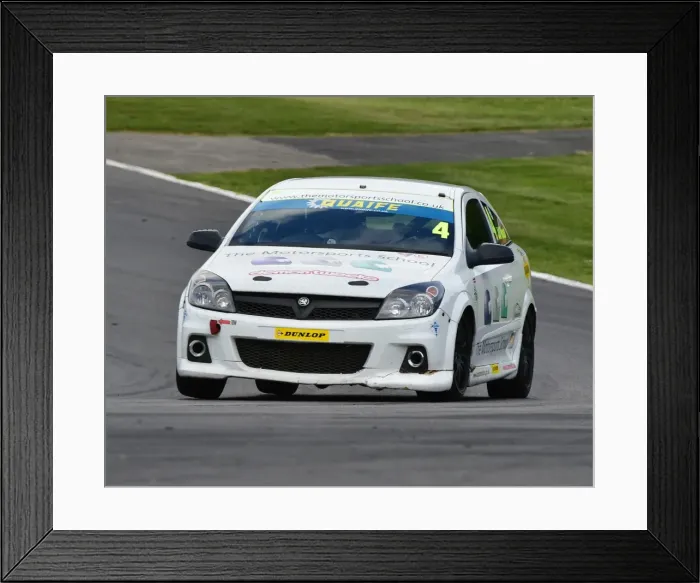 Framed Print : CM20 9244 James Ross, Vauxhall Astra VXR