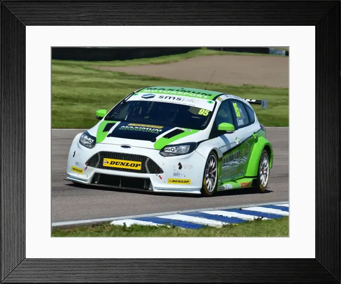 Framed Print : CM21 0171 Stuart Lines, Ford Focus Framed Print : CM21 0171 Stuart Lines, Ford Focus