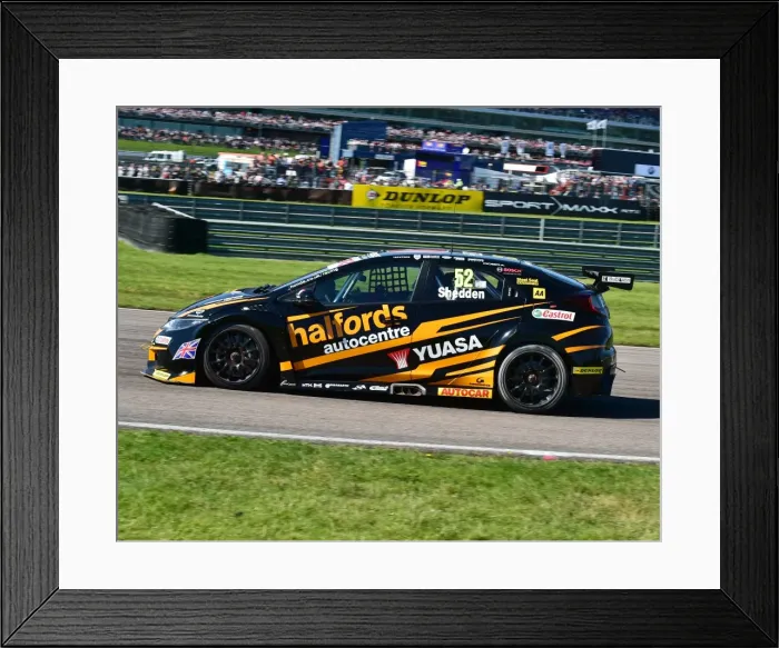 Framed Print : CM21 0155 Gordon Shedden, Honda Civic Type R Framed Print : CM21 0155 Gordon Shedden, Honda Civic Type R