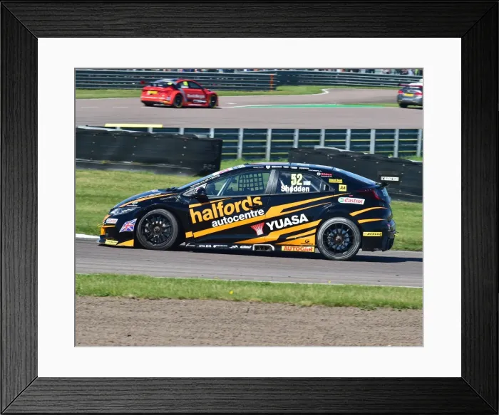 Framed Print : CM21 0095 Gordon Shedden, Honda Civic Type R Framed Print : CM21 0095 Gordon Shedden, Honda Civic Type R