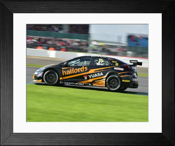 Framed Print : CM21 3988 Matt Neal, Honda Civic Type R Framed Print : CM21 3988 Matt Neal, Honda Civic Type R