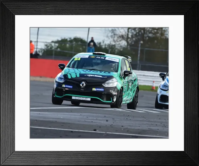 Framed Print : CM21 3560 Luke Reade, Renault Clio Sport 220 Trophy