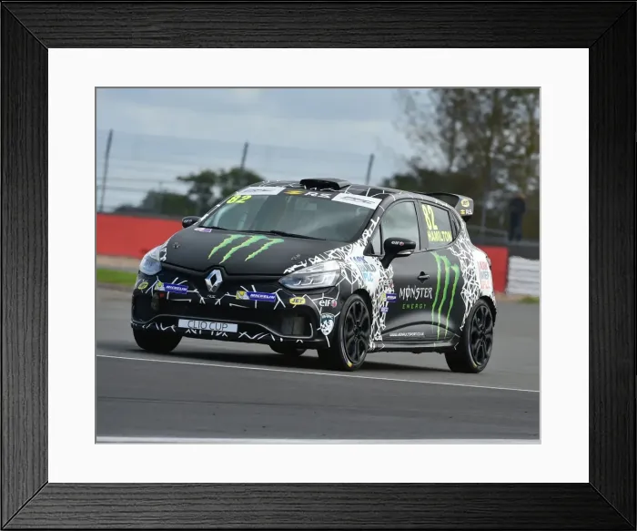 Framed Print : CM21 3495 Nic Hamilton, Renault Clio Sport 220 Trophy Framed Print : CM21 3495 Nic Hamilton, Renault Clio Sport 220 Trophy