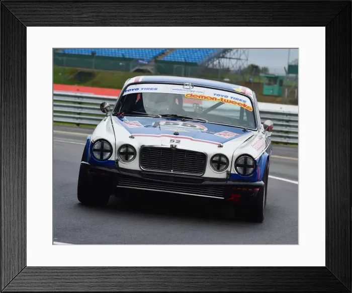 Framed Print : CM21 5608 David Howard, Jaguar XJ12
