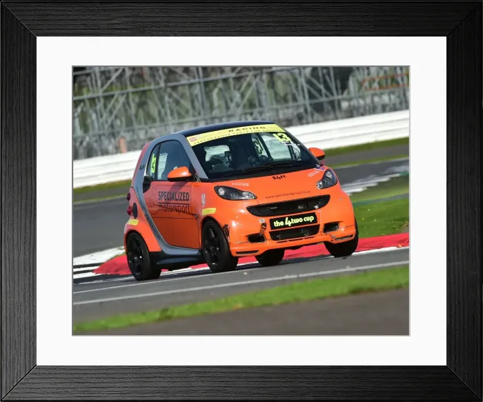 Framed Print : CM21 6210 Simon Horrobin, Smart ForTwo Framed Print : CM21 6210 Simon Horrobin, Smart ForTwo