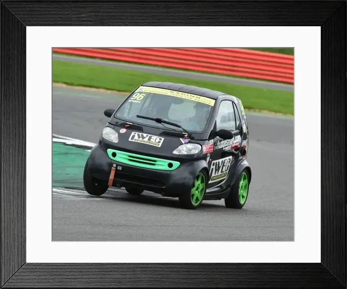 Framed Print : CM21 7280 Ian Weir, Smart ForTwo Framed Print : CM21 7280 Ian Weir, Smart ForTwo