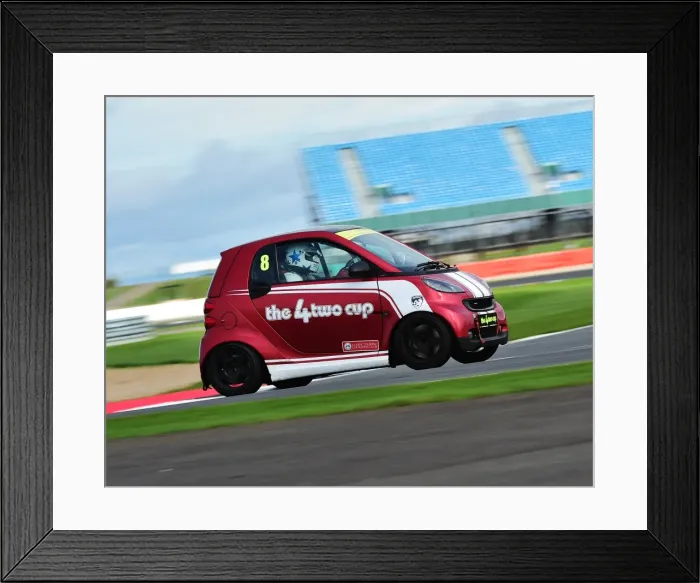 Framed Print : CM21 6073 Alistair Woodhead, Smart ForTwo Framed Print : CM21 6073 Alistair Woodhead, Smart ForTwo