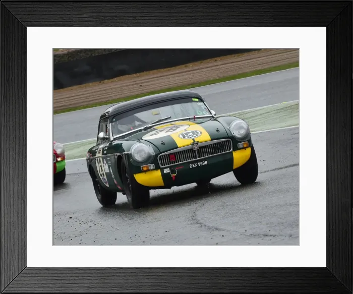 Framed Print : CM21 8368 Peter Boyes, Jan Boyes, MG B Roadster Framed Print : CM21 8368 Peter Boyes, Jan Boyes, MG B Roadster