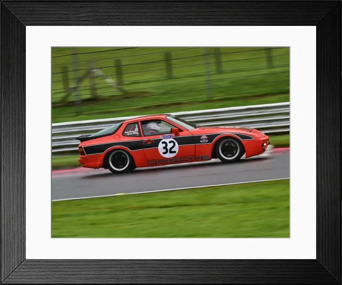 Framed Print : CM21 8389 Matthew Molineaux, Stephen Gilby, Porsche 944 S2 Framed Print : CM21 8389 Matthew Molineaux, Stephen Gilby, Porsche 944 S2