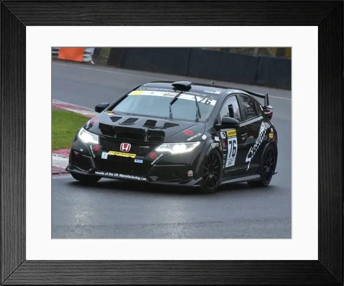Framed Print : CM22 0536 Alyn James, Martin Byford, Honda Civic Type R Framed Print : CM22 0536 Alyn James, Martin Byford, Honda Civic Type R