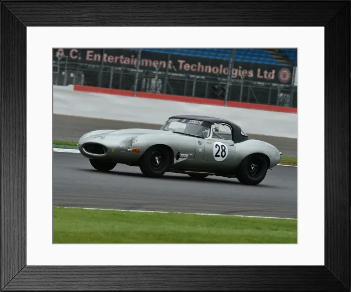Framed Print : CM20 3089 Joachim Folch Rusinol, Simon Hadfield, Jaguar E-Type Framed Print : CM20 3089 Joachim Folch Rusinol, Simon Hadfield, Jaguar E-Type