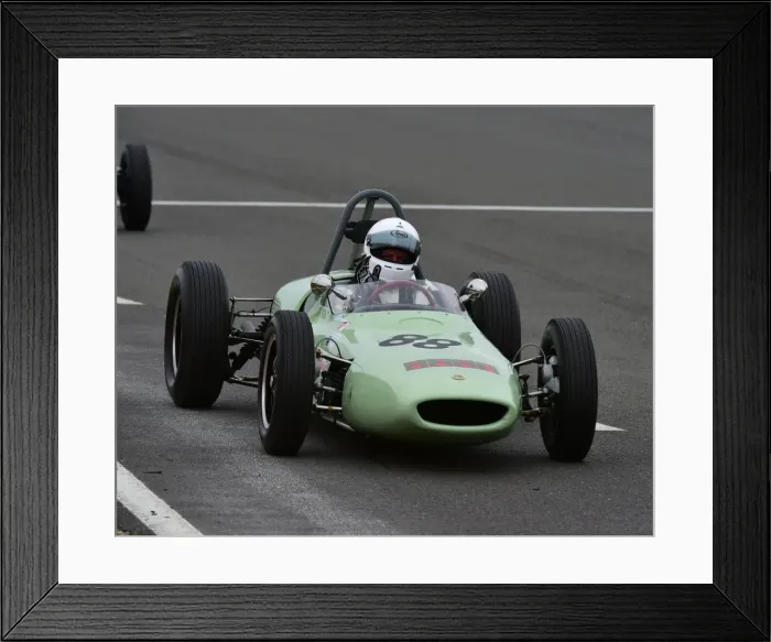 Framed Print : CM20 4631 Bernardo Hartogs, Lotus 18-21 Framed Print : CM20 4631 Bernardo Hartogs, Lotus 18-21