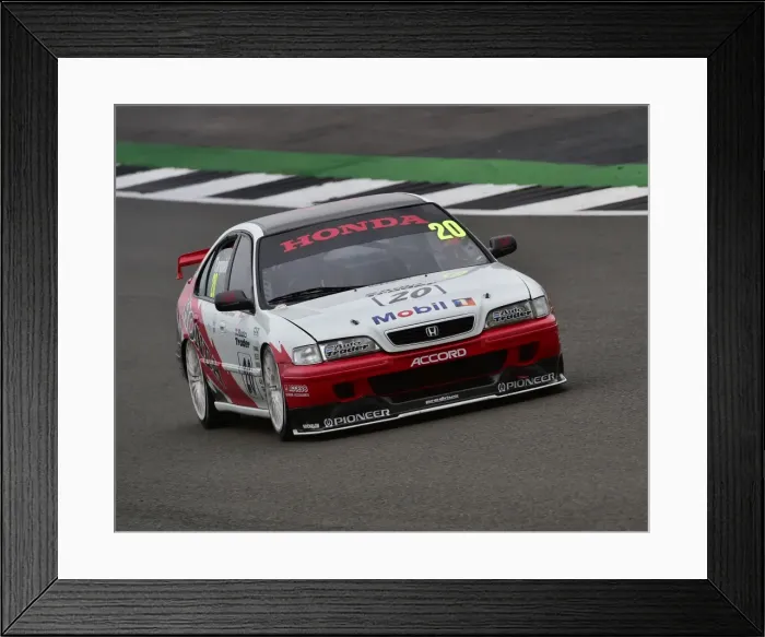 Framed Print : CM20 4696 Chris Beighton, Honda Accord Framed Print : CM20 4696 Chris Beighton, Honda Accord