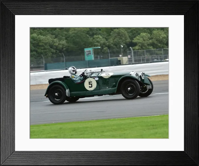 Framed Print : CM20 2734 Georgina Bradfield, Peter Bradfield, Invictas Type Framed Print : CM20 2734 Georgina Bradfield, Peter Bradfield, Invictas Type