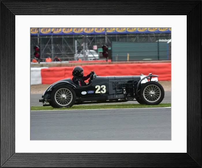 Framed Print : CM20 2724 Richard Wilson, Squire Skimpy Short chassis Framed Print : CM20 2724 Richard Wilson, Squire Skimpy Short chassis