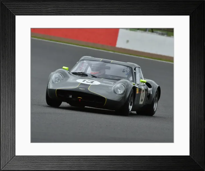 Framed Print : CM20 3279 Graham Wilson, David Pittard, Chevron B8 Framed Print : CM20 3279 Graham Wilson, David Pittard, Chevron B8