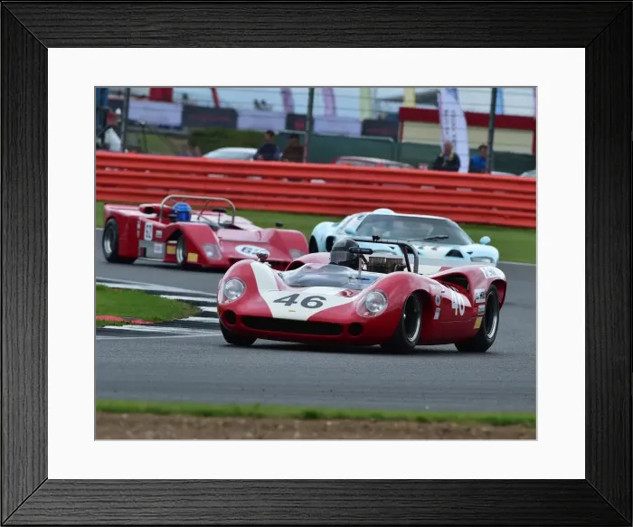 Framed Print : CM20 3233 Mike Whitaker, Lola T70 Mk2 Spyder Framed Print : CM20 3233 Mike Whitaker, Lola T70 Mk2 Spyder
