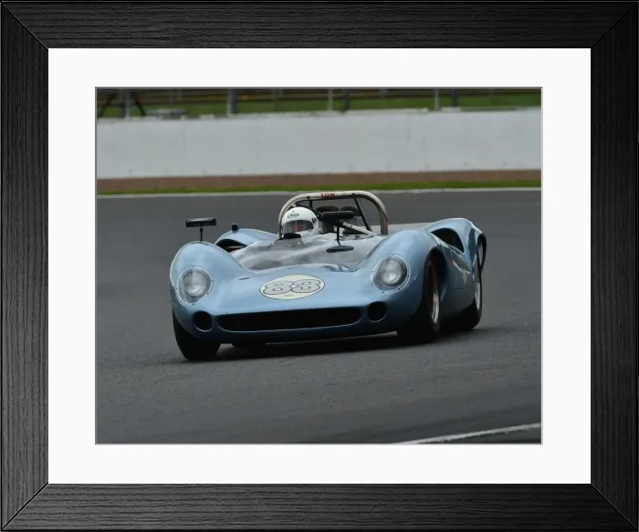 Framed Print : CM20 3300 Justin Maeers Charlie Martin, Lola T70 Mk2 Spyder Framed Print : CM20 3300 Justin Maeers Charlie Martin, Lola T70 Mk2 Spyder