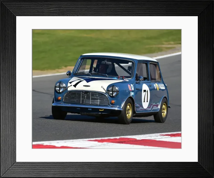 Framed Print : CM18 5767 Tim Harber, Austin Mini Framed Print : CM18 5767 Tim Harber, Austin Mini