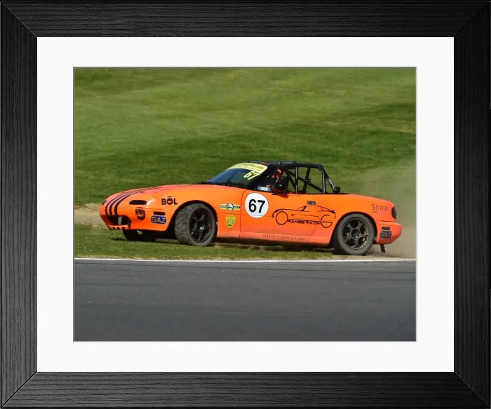 Framed Print : CM18 6096 Simon Orange, Mazda MX-5 Framed Print : CM18 6096 Simon Orange, Mazda MX-5