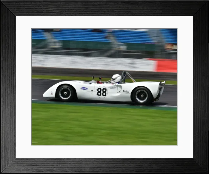 Framed Print : CM19 2767 Kevin Cooke, Royale RP17 Framed Print : CM19 2767 Kevin Cooke, Royale RP17