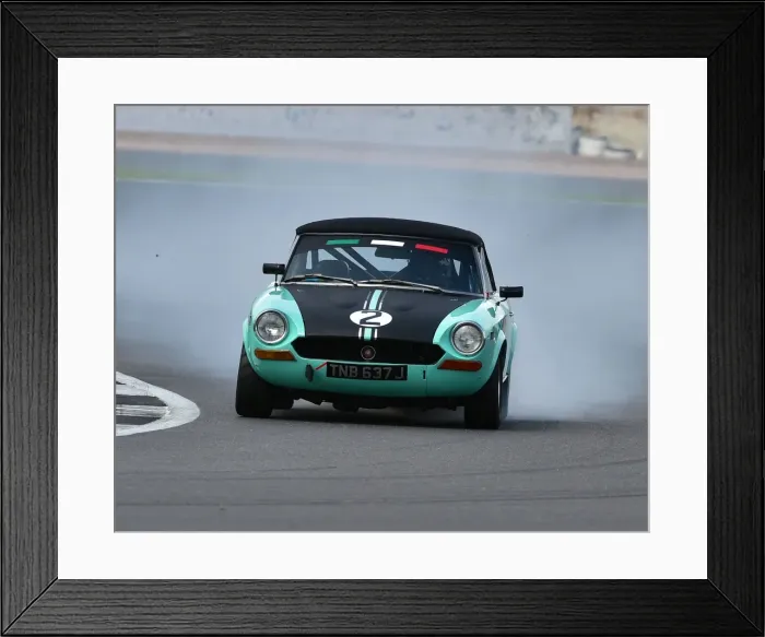 Framed Print : CM19 3187 Ian Jacobs, FIAT 124 Spider