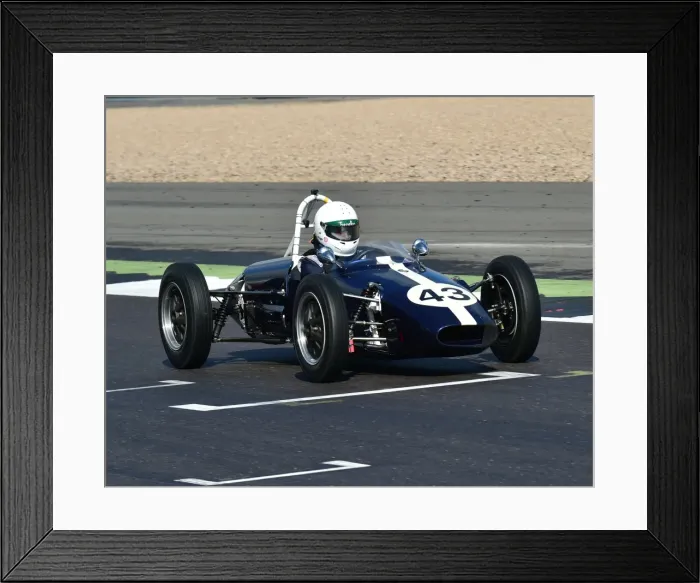 Framed Print : CM19 2481 Ian Simmonds, Envoy Mk1 Framed Print : CM19 2481 Ian Simmonds, Envoy Mk1