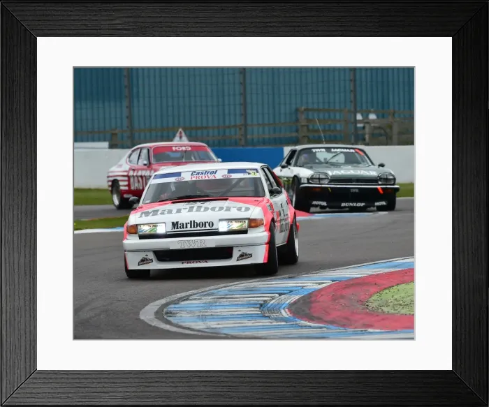 Framed Print : CM18 8432 Richard Postins, Mat Jackson, Rover 3500 SD1 Framed Print : CM18 8432 Richard Postins, Mat Jackson, Rover 3500 SD1