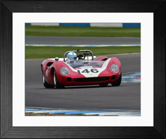 Framed Print : CM18 9359 Michael Whitaker, Lola T70 Spyder Mk2 Framed Print : CM18 9359 Michael Whitaker, Lola T70 Spyder Mk2