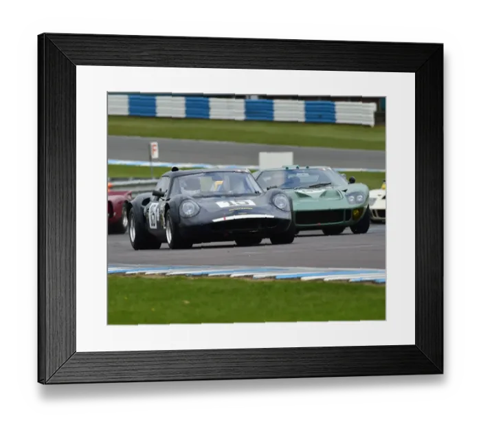 Framed Print : CM18 9337 John Emberson, Bill Wykeham, Chevron B8