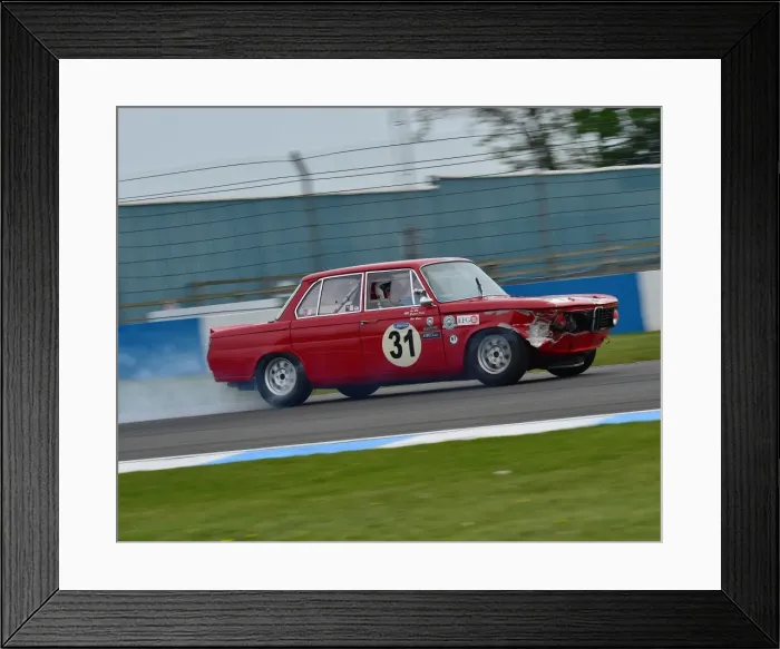 Framed Print : CM19 0834 Les Ely, BMW 2000 Ti Framed Print : CM19 0834 Les Ely, BMW 2000 Ti