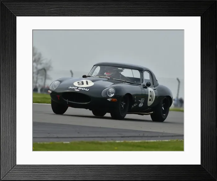 Framed Print : CM18 9697 Martin Greaves, Francis Galashan, Jaguar E-Type Framed Print : CM18 9697 Martin Greaves, Francis Galashan, Jaguar E-Type