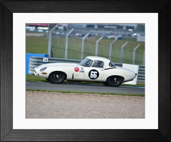 Framed Print : CM18 9628 Nigel Greensall, Chris Milner, Jaguar E-Type Framed Print : CM18 9628 Nigel Greensall, Chris Milner, Jaguar E-Type