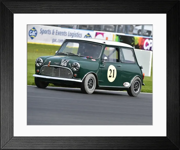 Framed Print : CM19 0250 Steve Maxted, Austin Mini Cooper S Framed Print : CM19 0250 Steve Maxted, Austin Mini Cooper S