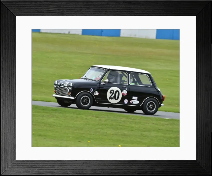 Framed Print : CM18 8252 Martin Hunt, Theo Hunt, Morris Mini Cooper S Framed Print : CM18 8252 Martin Hunt, Theo Hunt, Morris Mini Cooper S