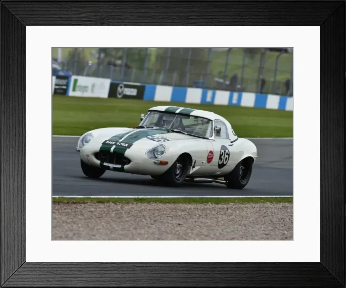 Framed Print : CM18 9902 Ian Simmonds, Jaguar E-Type