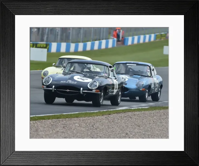 Framed Print : CM18 9836 Bob Binfield, Jaguar E-Type Framed Print : CM18 9836 Bob Binfield, Jaguar E-Type