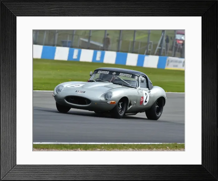 Framed Print : CM18 9819 Simon Hadfield, Joachim Folch, Jaguar E-Type Framed Print : CM18 9819 Simon Hadfield, Joachim Folch, Jaguar E-Type