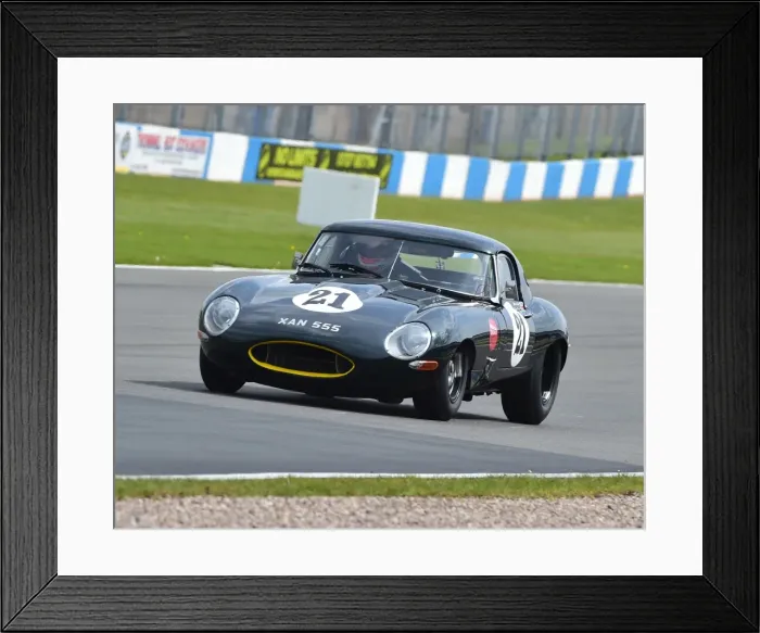 Framed Print : CM18 9817 Graeme Dodd, James Dodd, Jaguar E-Type Framed Print : CM18 9817 Graeme Dodd, James Dodd, Jaguar E-Type
