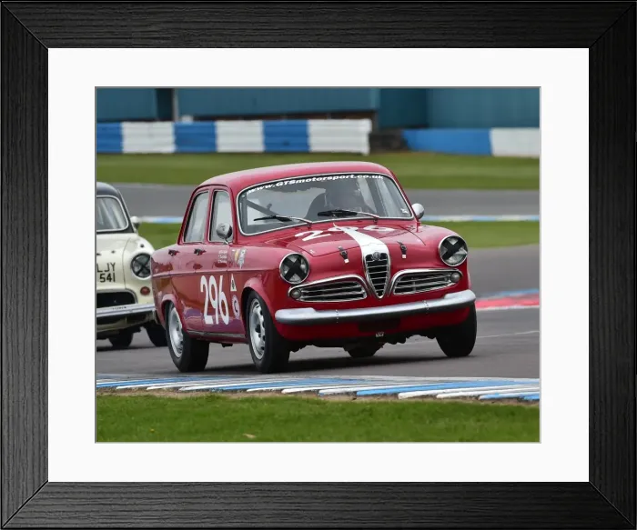Framed Print : CM18 9260 Tom Shephard, Alfa Romeo Giulietta Ti
