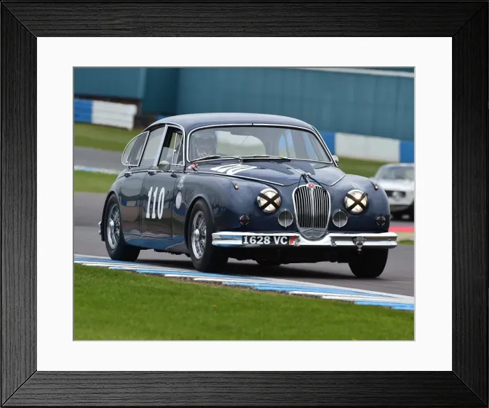 Framed Print : CM18 9304 Nigel Webb, John Young, Jaguar Mk2 Framed Print : CM18 9304 Nigel Webb, John Young, Jaguar Mk2